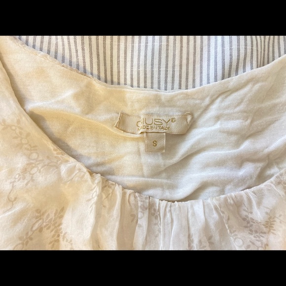 Italian silk floral blouse - Picture 3 of 3